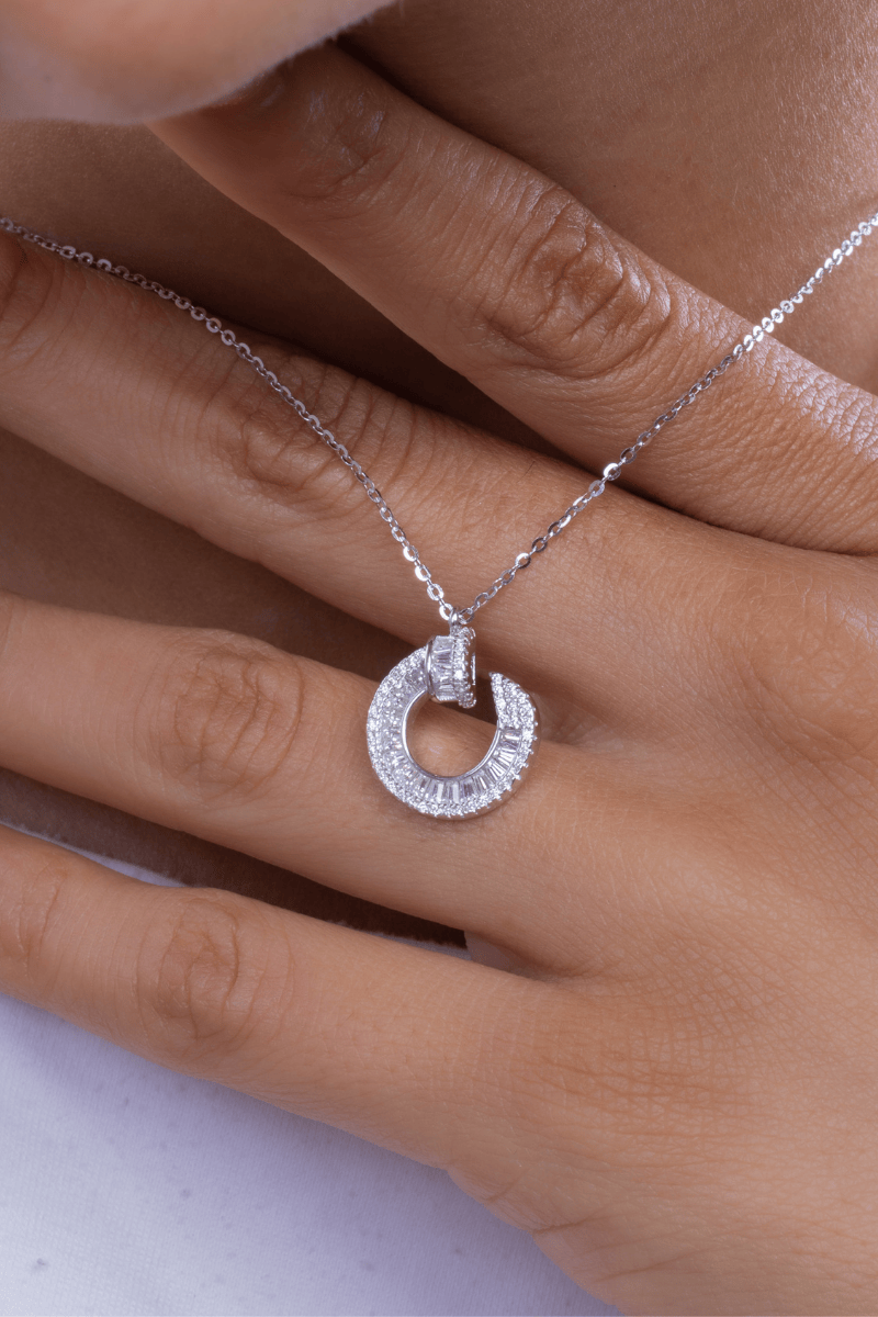 Zircon Circle Pin (01) Necklace