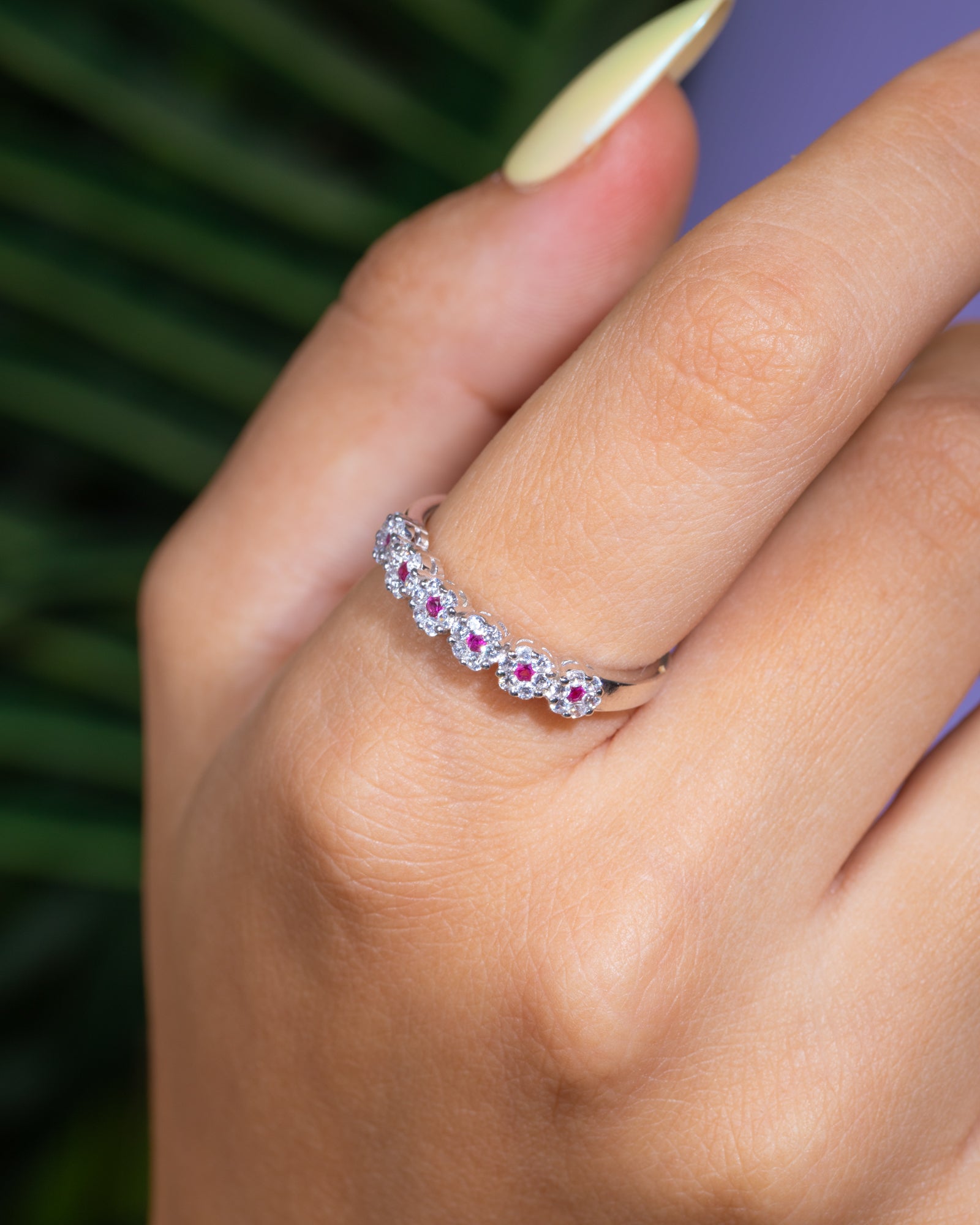 Zircon Fuchsia Ring (087)