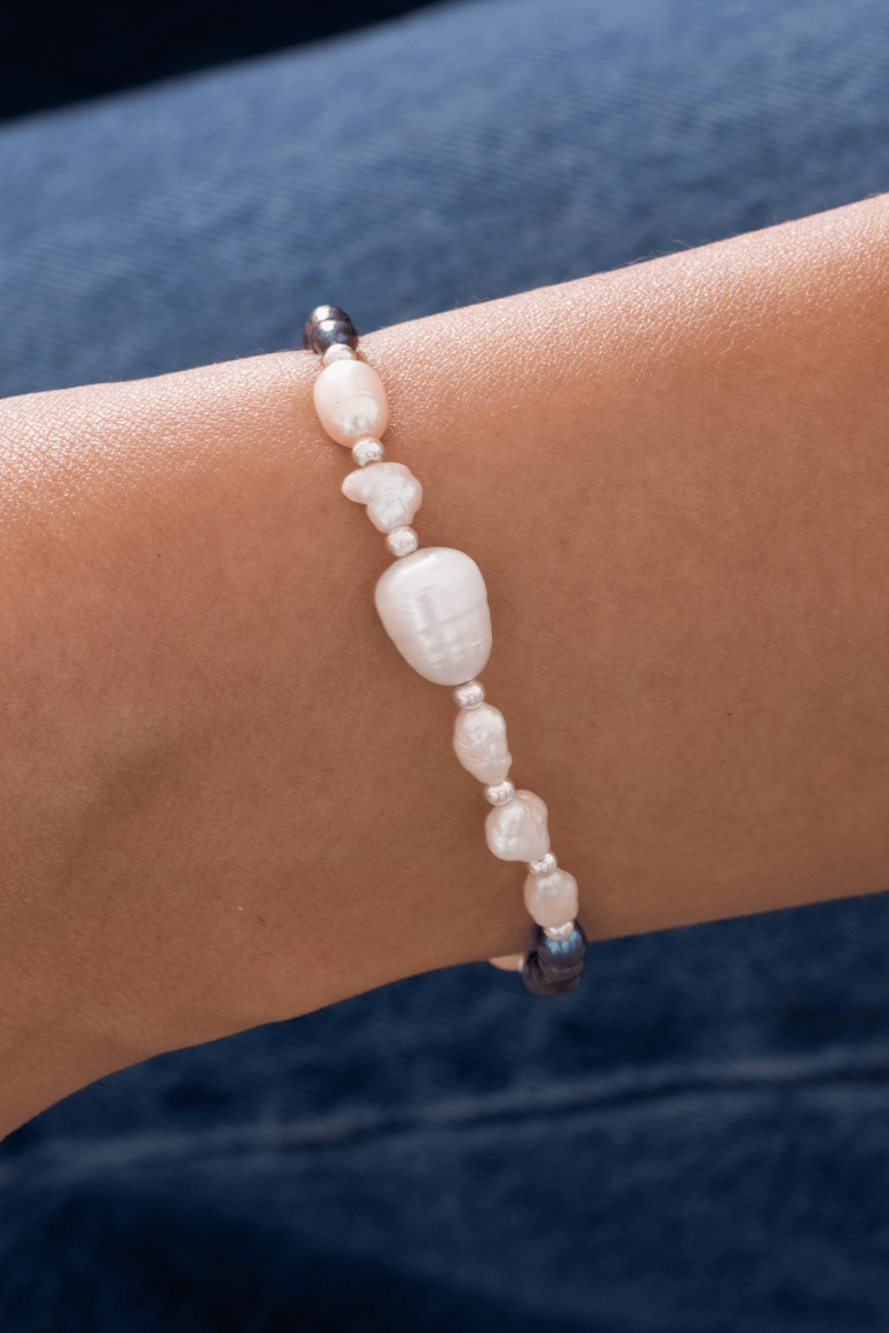 Black Pearl Bracelet