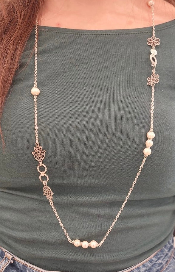 Pearl & Hand Necklace