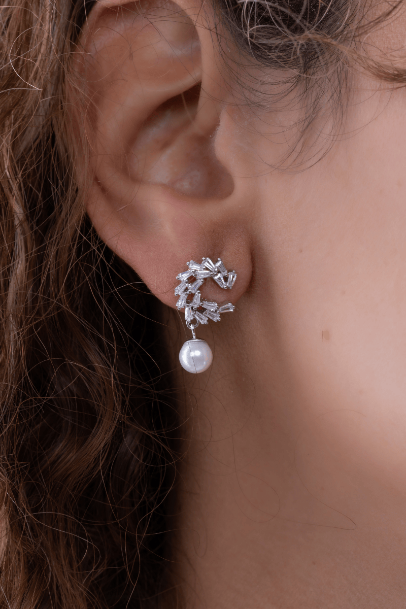 Zircon & Pearl Earring