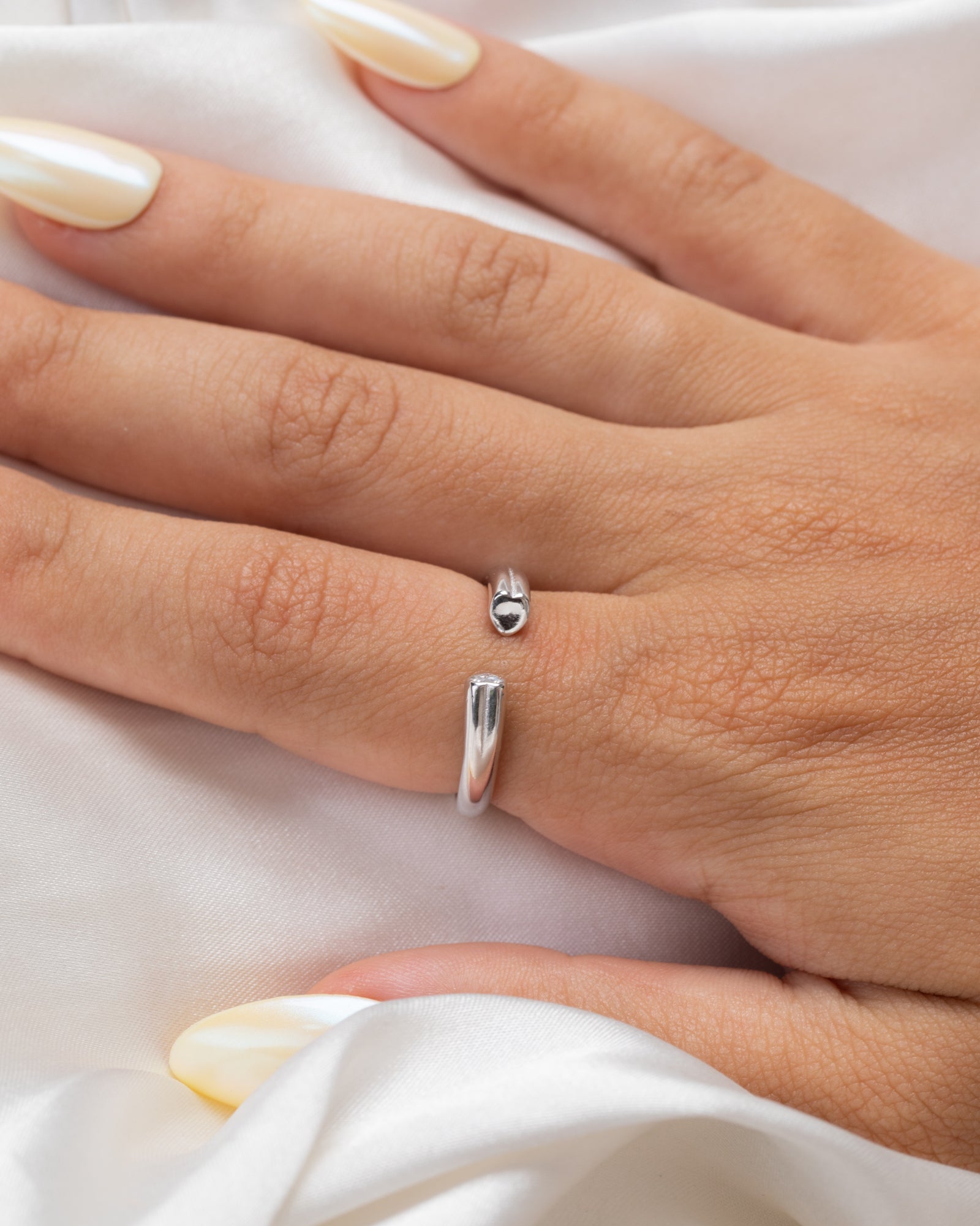 Heart Zircon (03) Ring