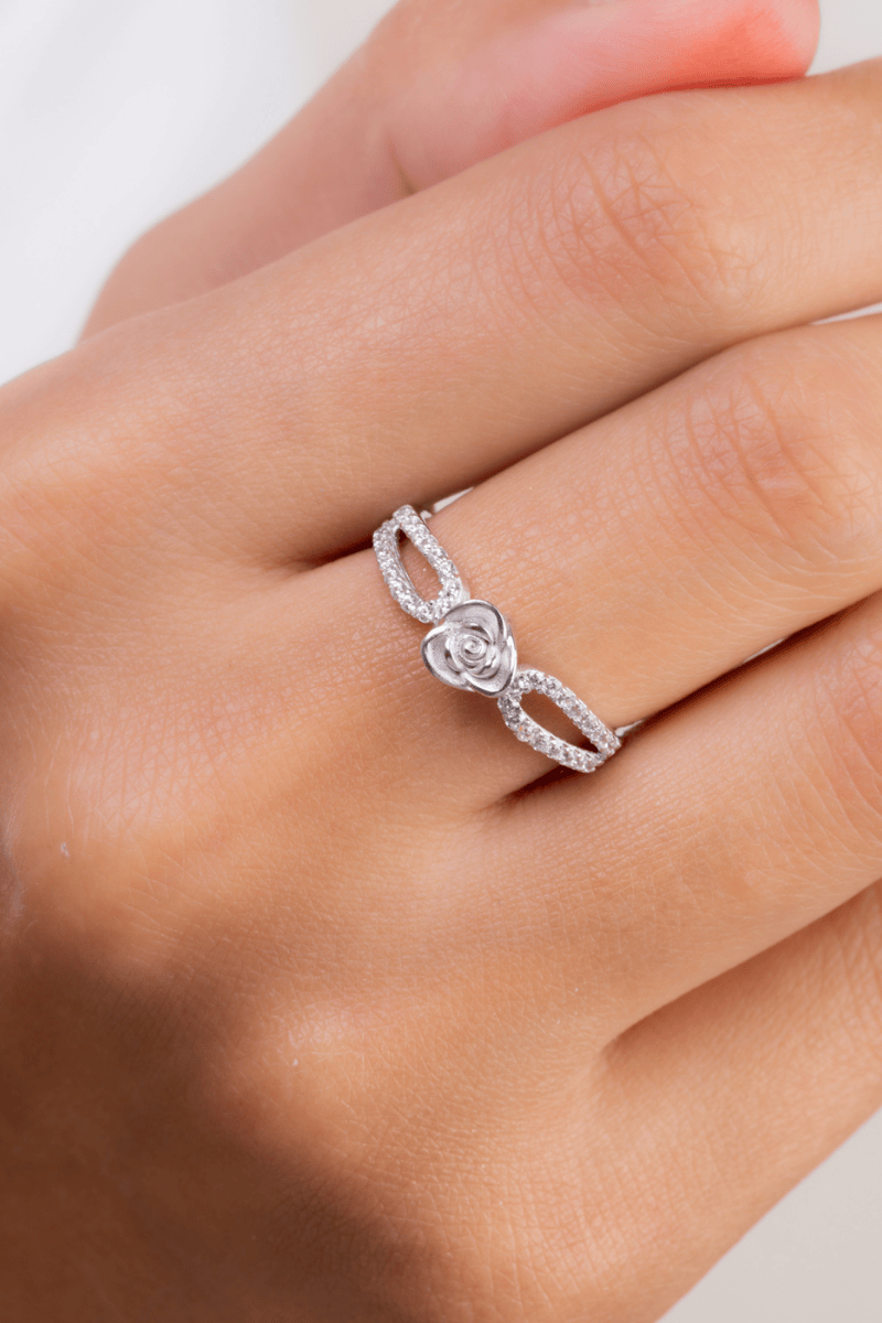 Zircon Flower (04) Ring