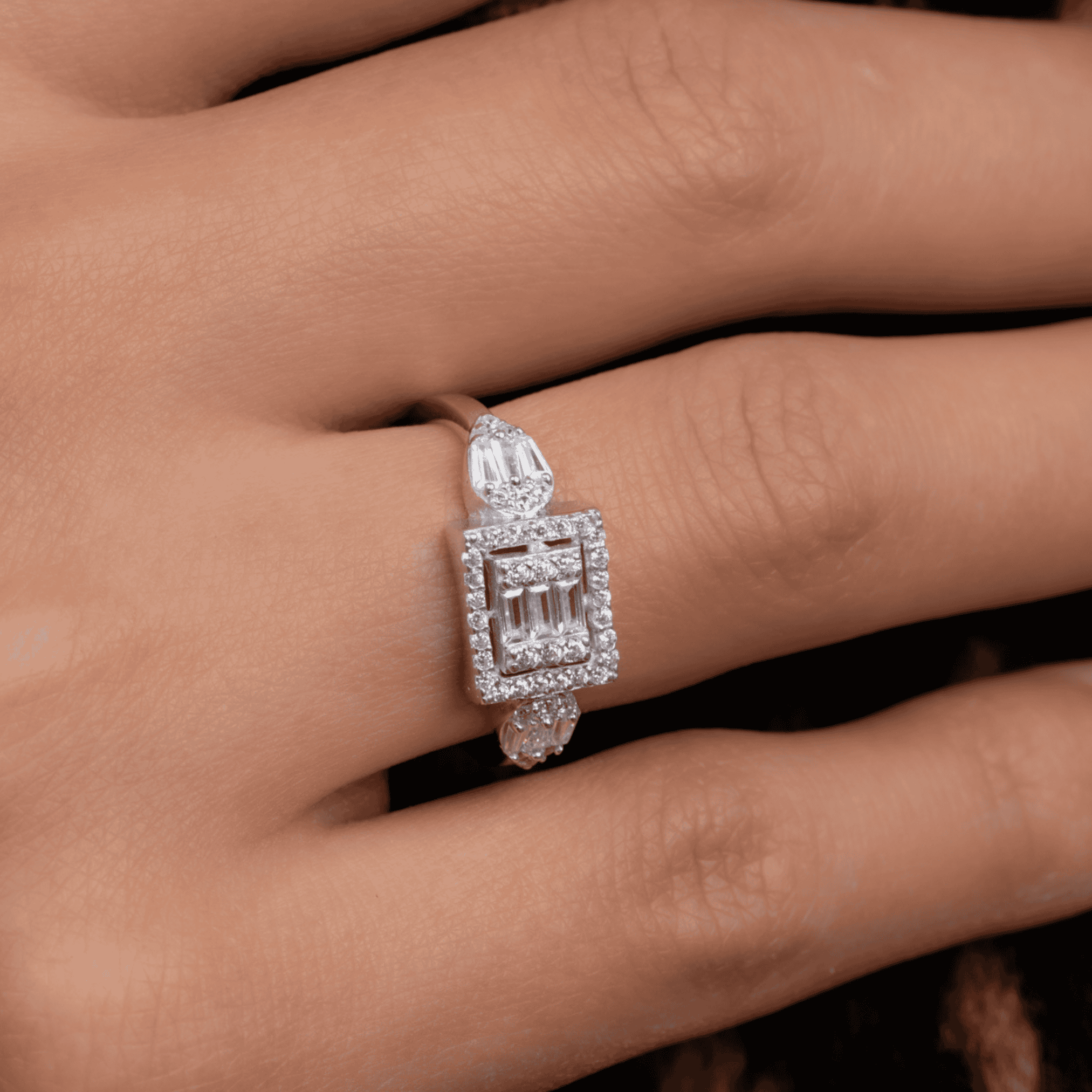 Zircon Diamond (01) Ring