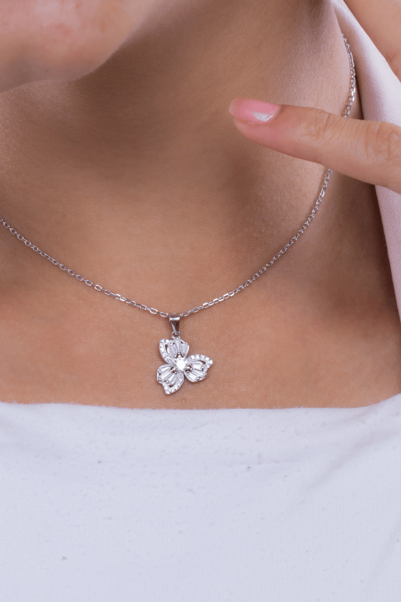 Zircon Flower (05) Necklace