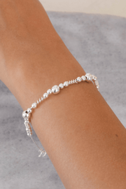 Plain Balls (01) Bracelet