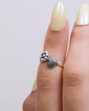Heart & Flower (02) Knuckle