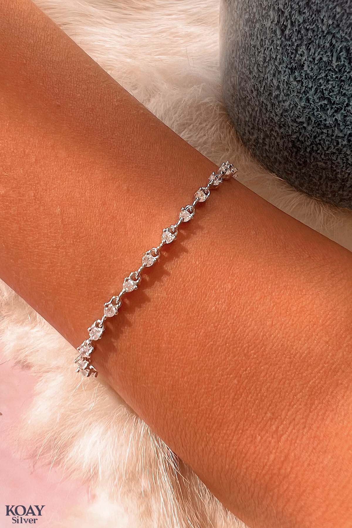 Zircons Bracelet (010-Zircon)
