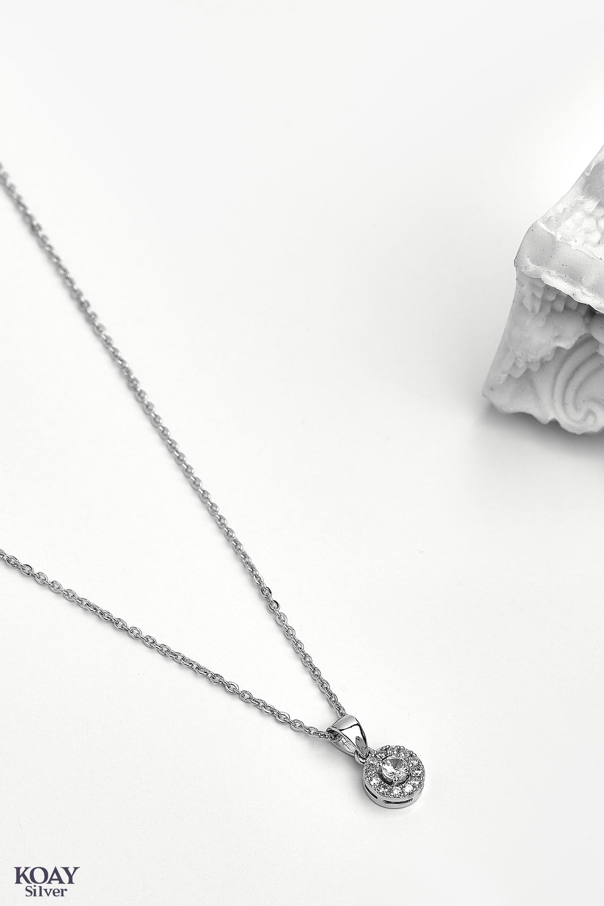 Circle Zircon Necklace