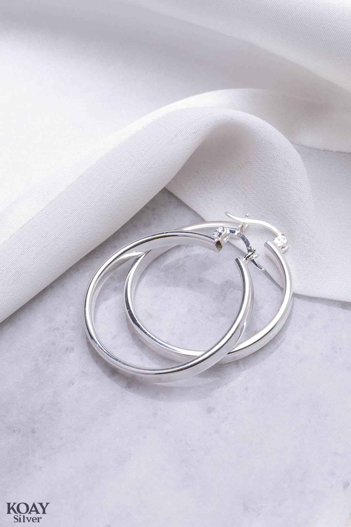 Thin Plain Earring