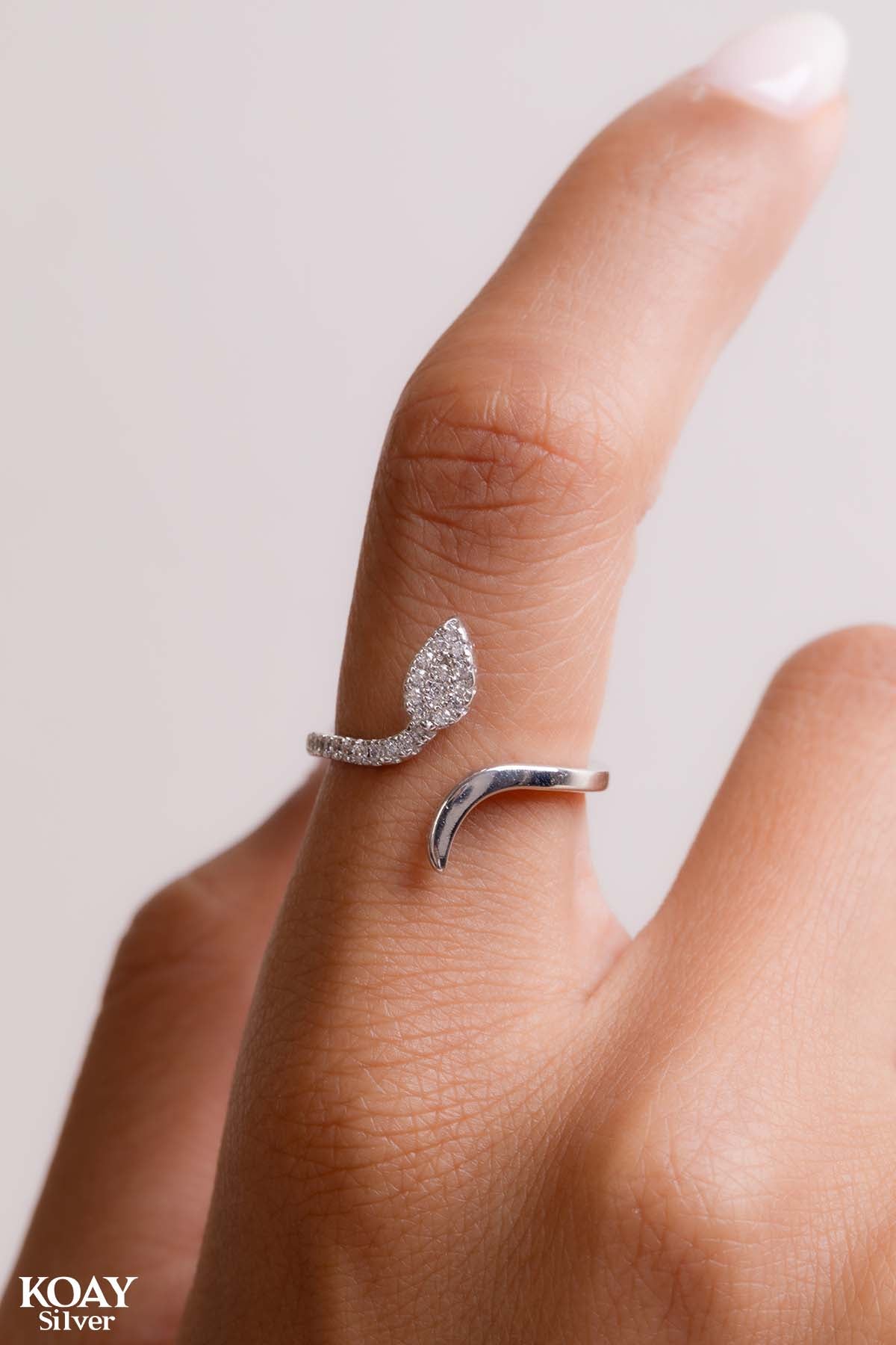 Zircon Snake (02) Ring