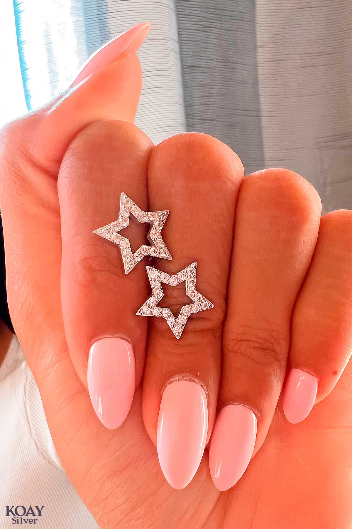 Single Zircon Rose Star Earring