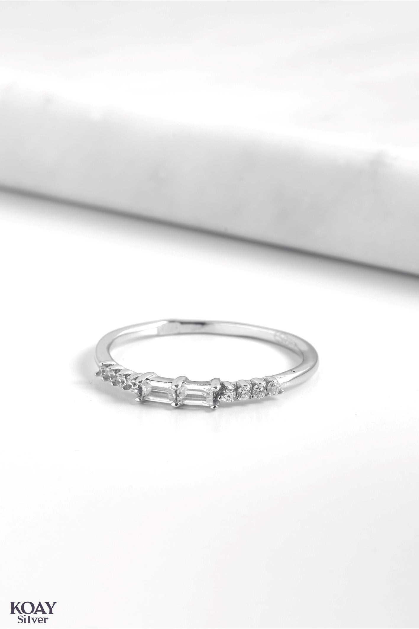 Zircon Ring (083)