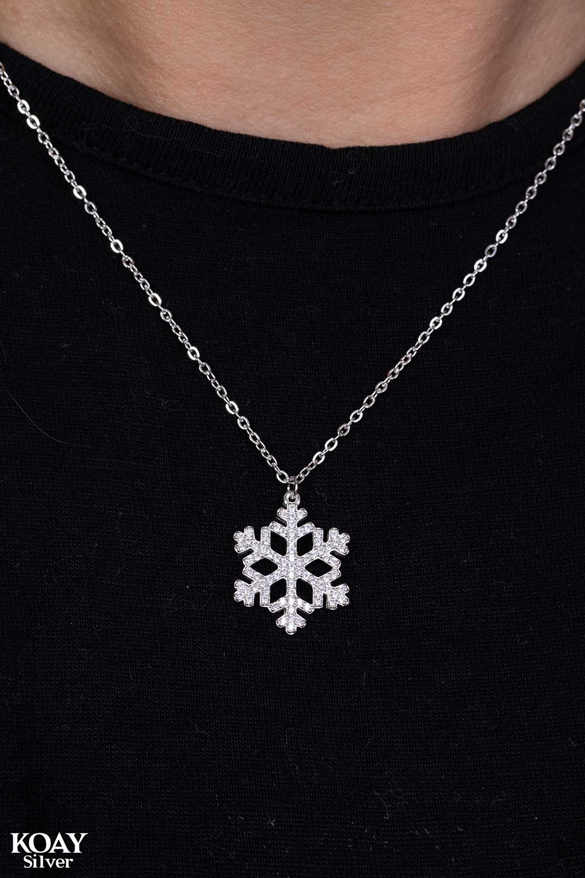 Zircon Snowflake Necklace