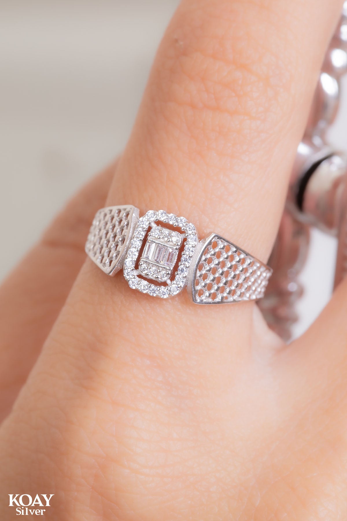 Zircon Ring (079-Square)