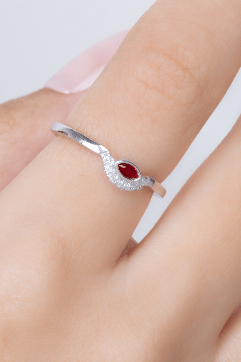Zircon Red (071) Ring