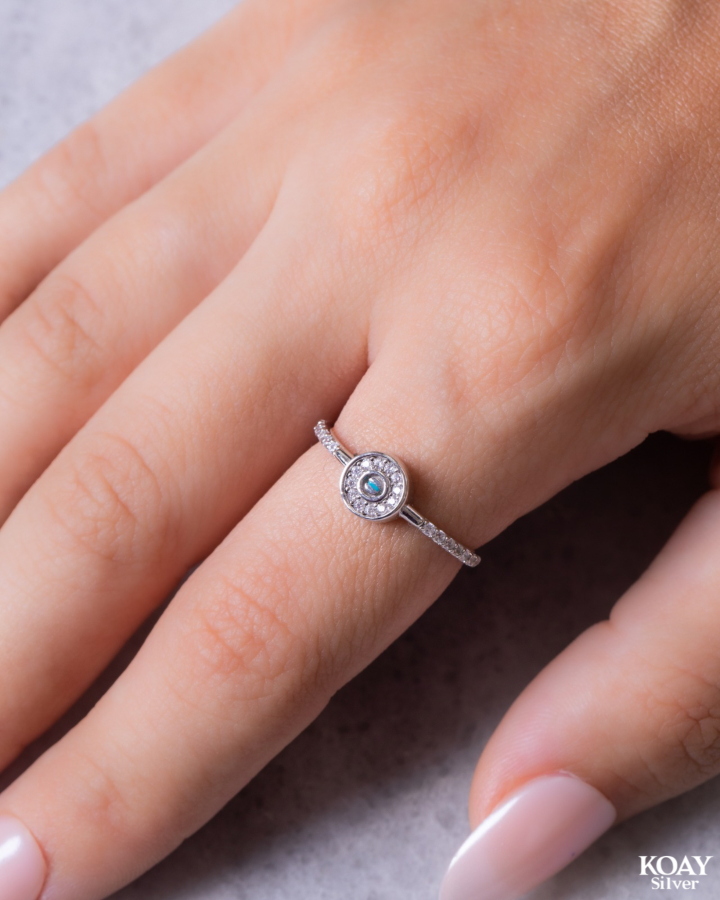 Zircon (0110) Ring
