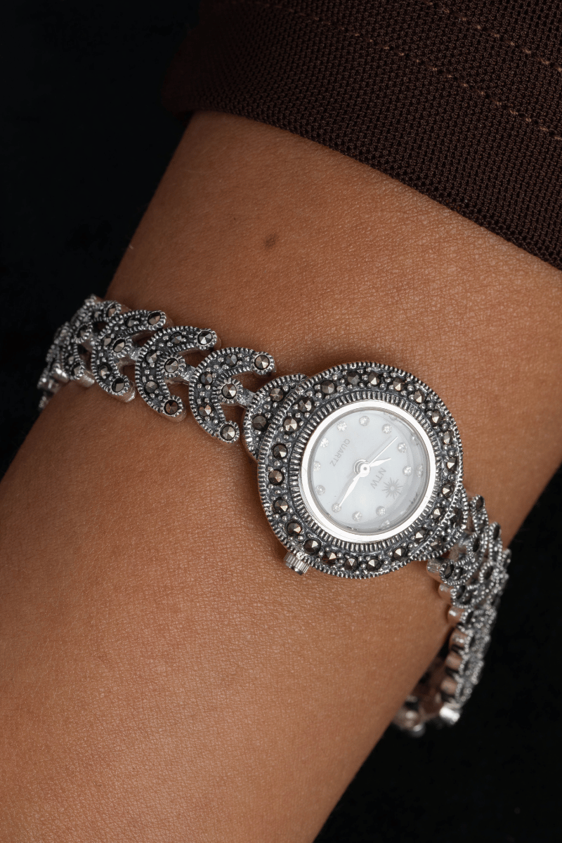 Vintage Marcasite Circle Watch