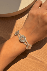 Circles (01) Mix Gold Bracelet