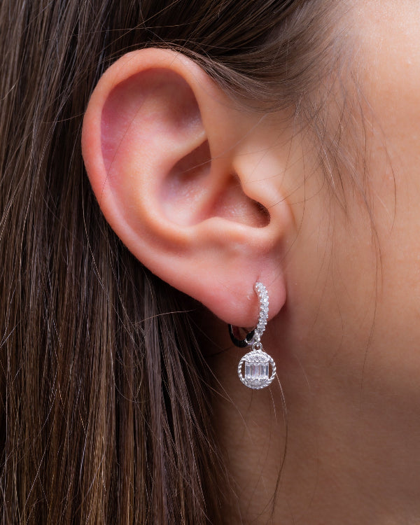 Circle Zircon Hoop (032) Earring