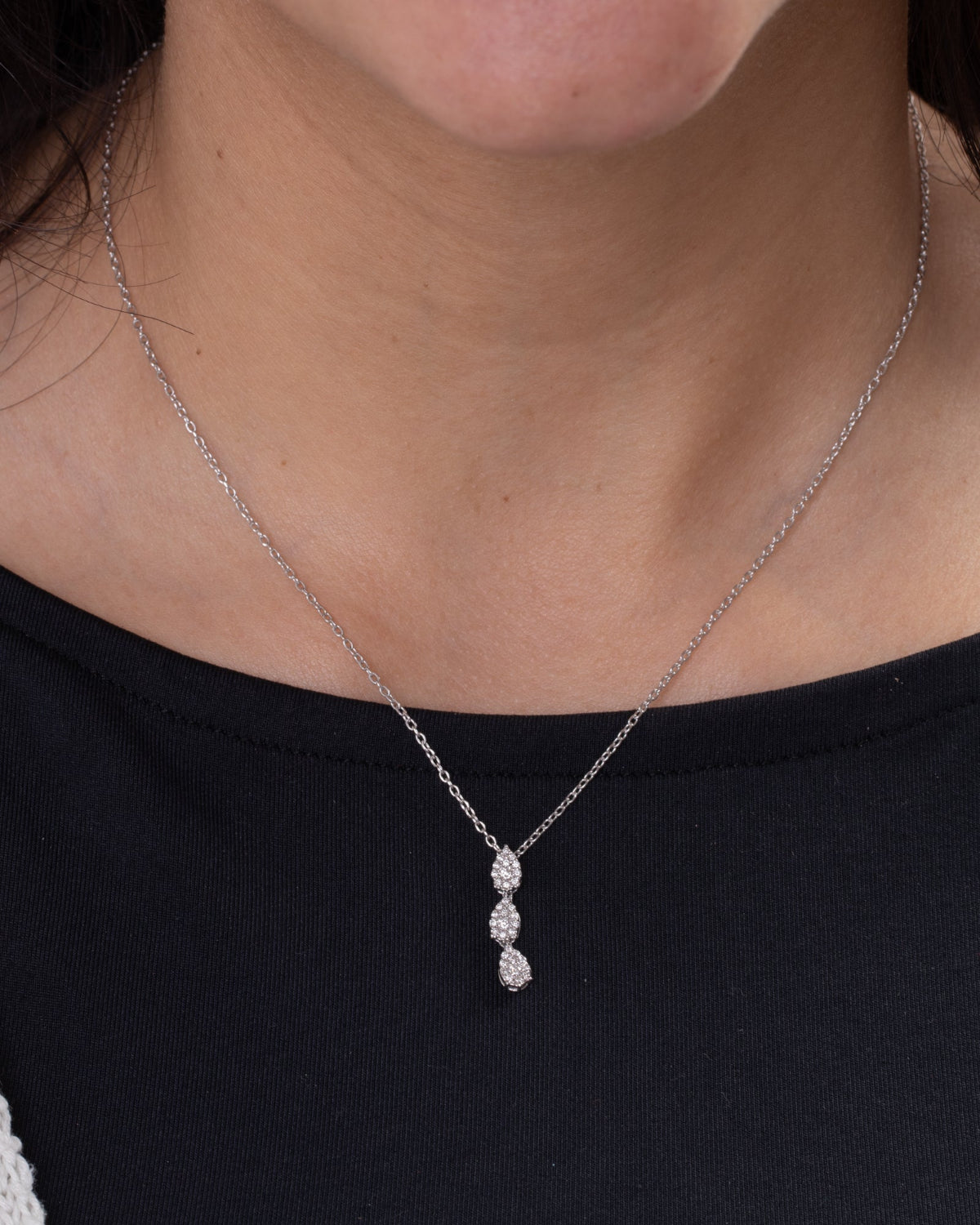 18K White Gold Diamond Necklace - SA2402