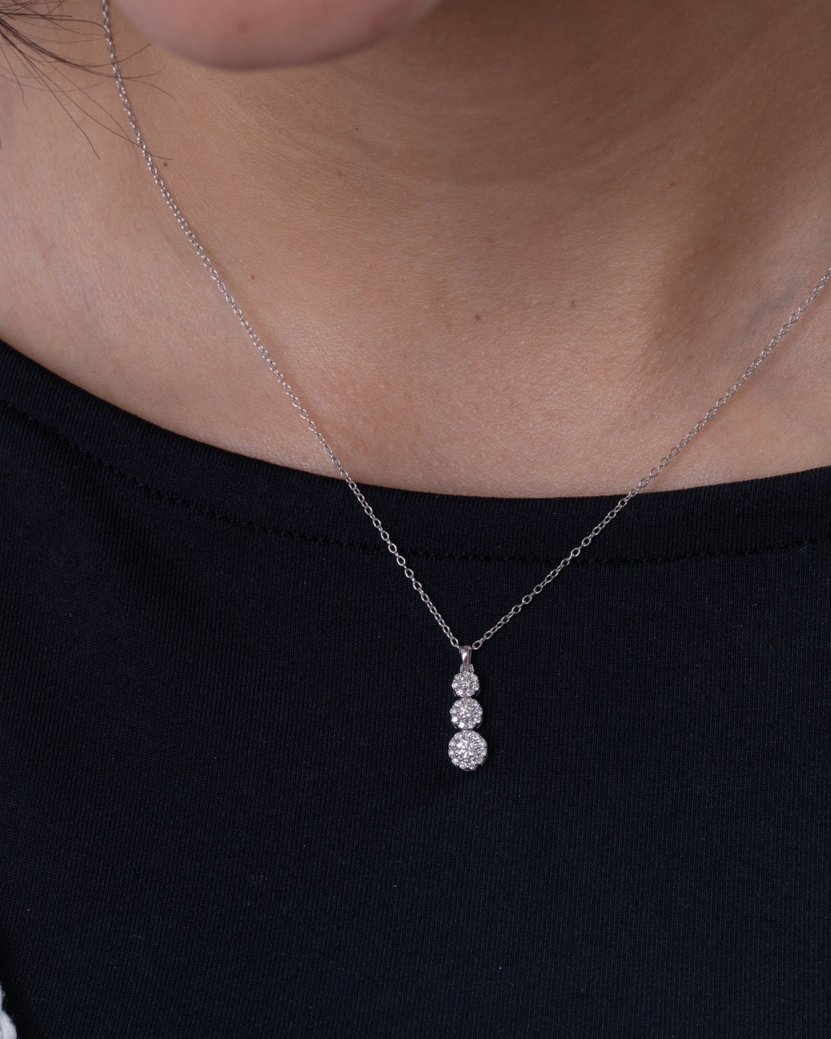 18K White Gold Diamond Necklace - SA2376