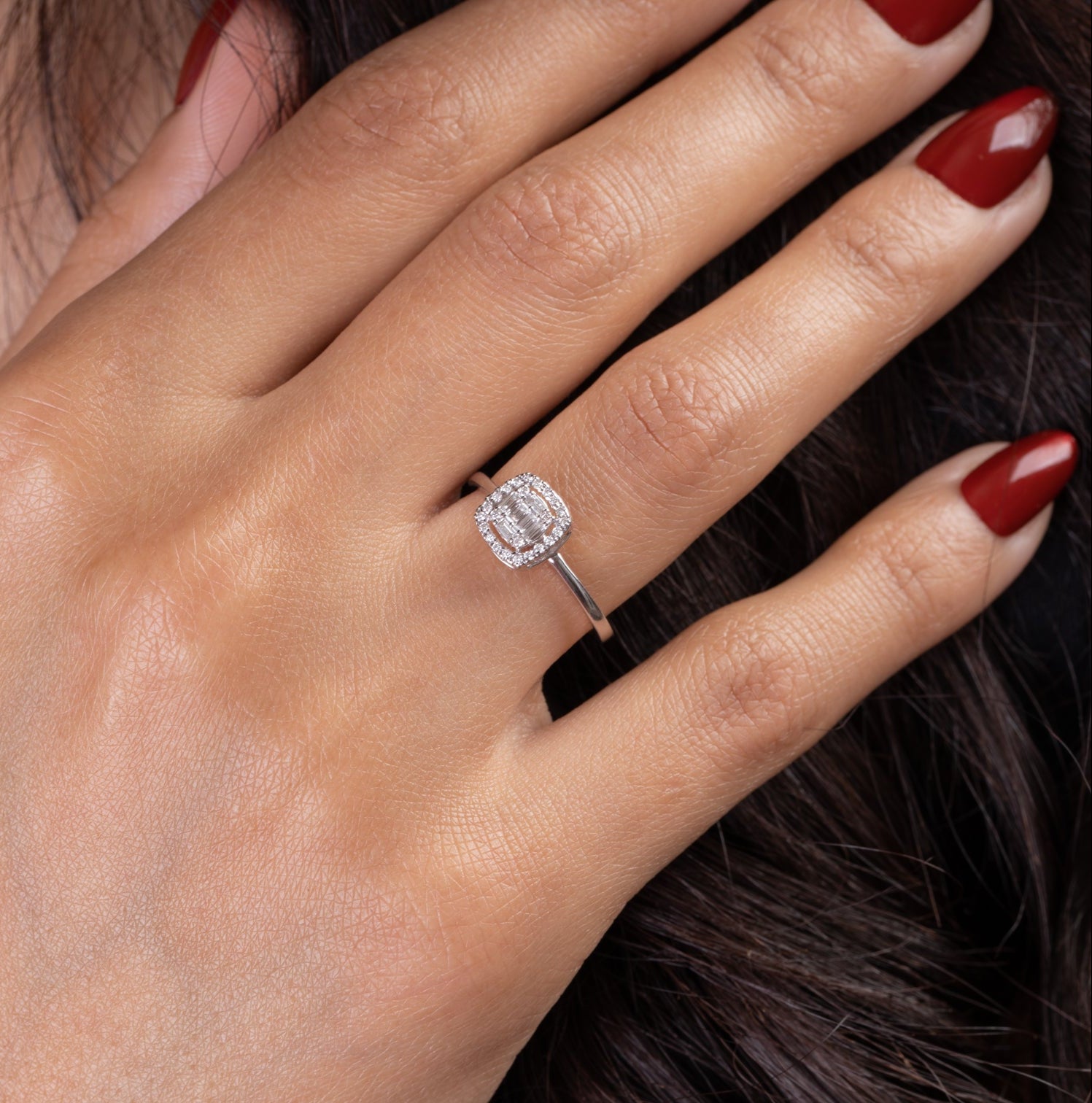 18K White Gold Diamond Ring - SA1290