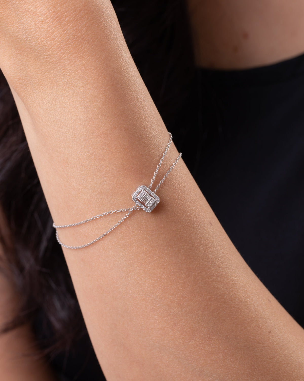 18K White Gold Diamond Bracelet - SA1301