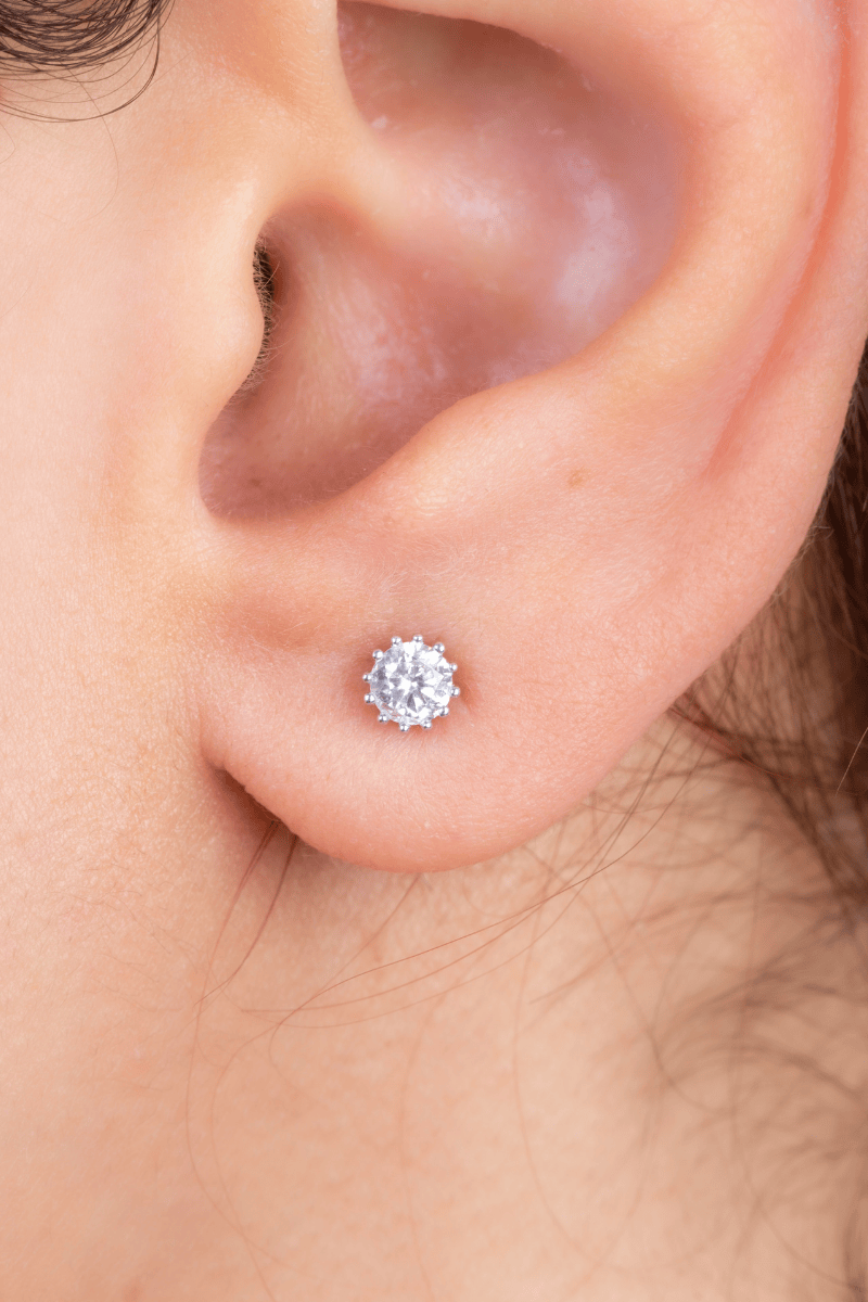 Tiny Zircon (035) Earring