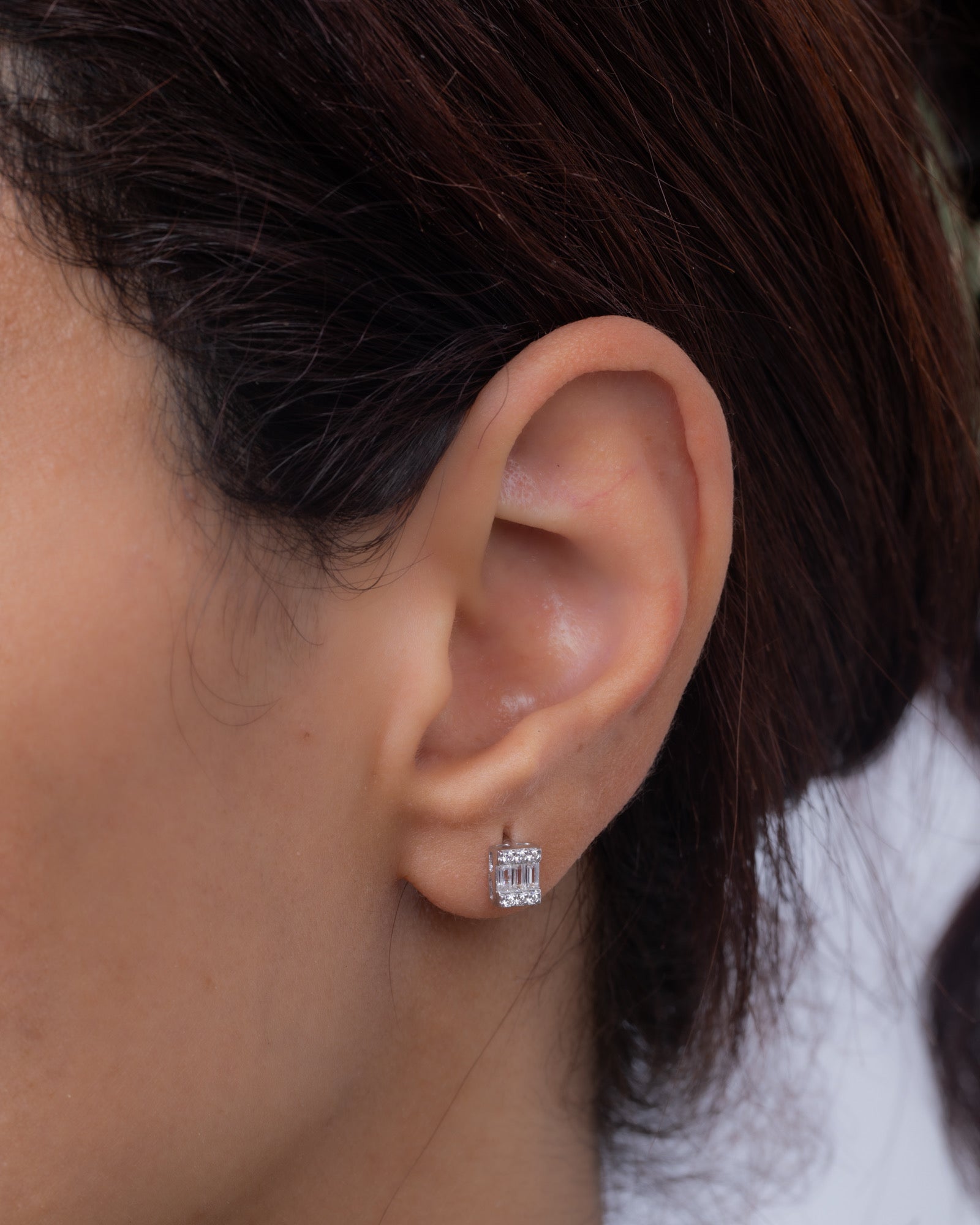 Zircon Diamond (034) Earring