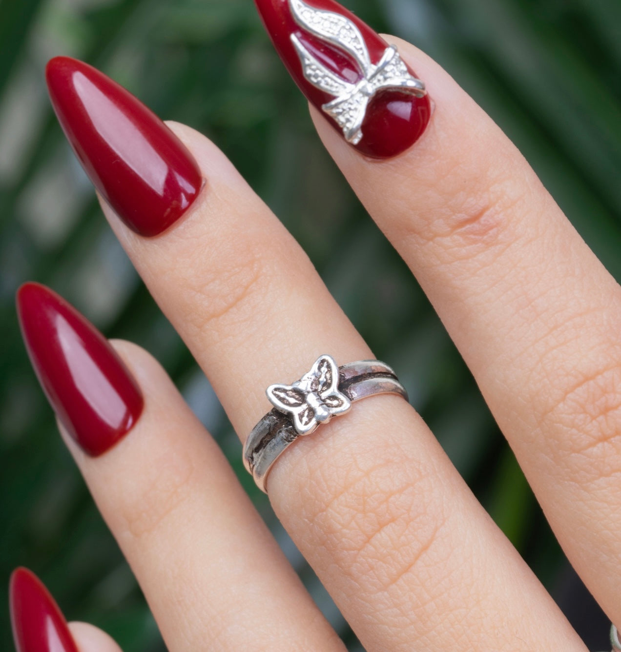 Butterfly Knuckle