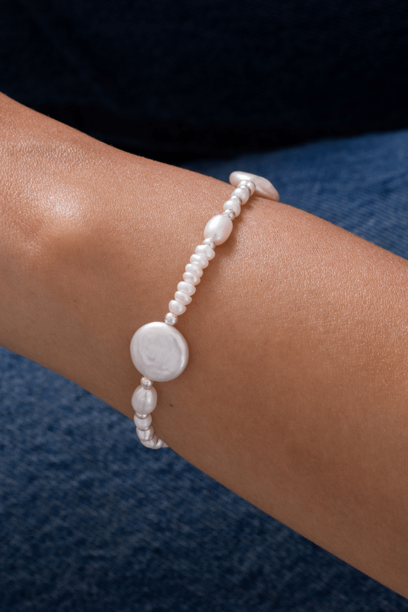 Circle and Oval Pearl Bracelet