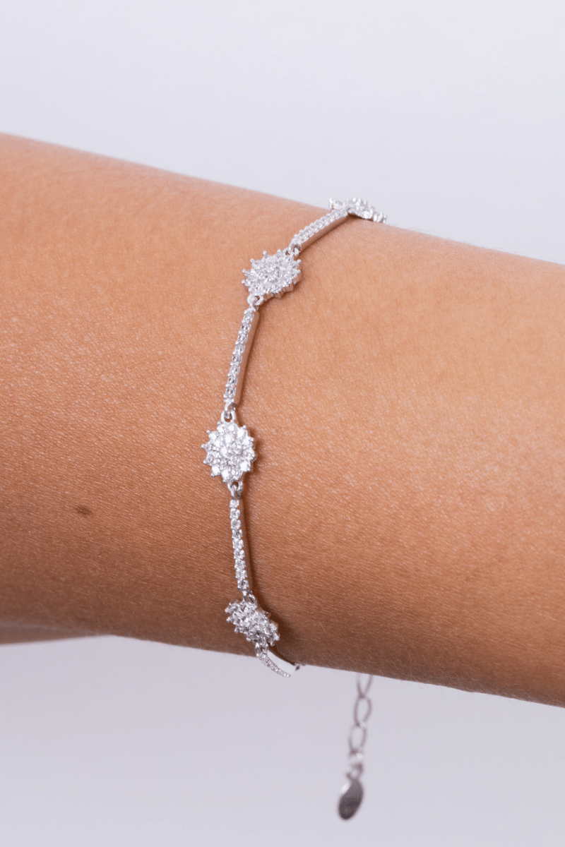 Zircon Flower (011) Bracelet