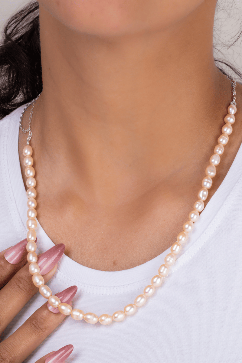 rose pearl necklace