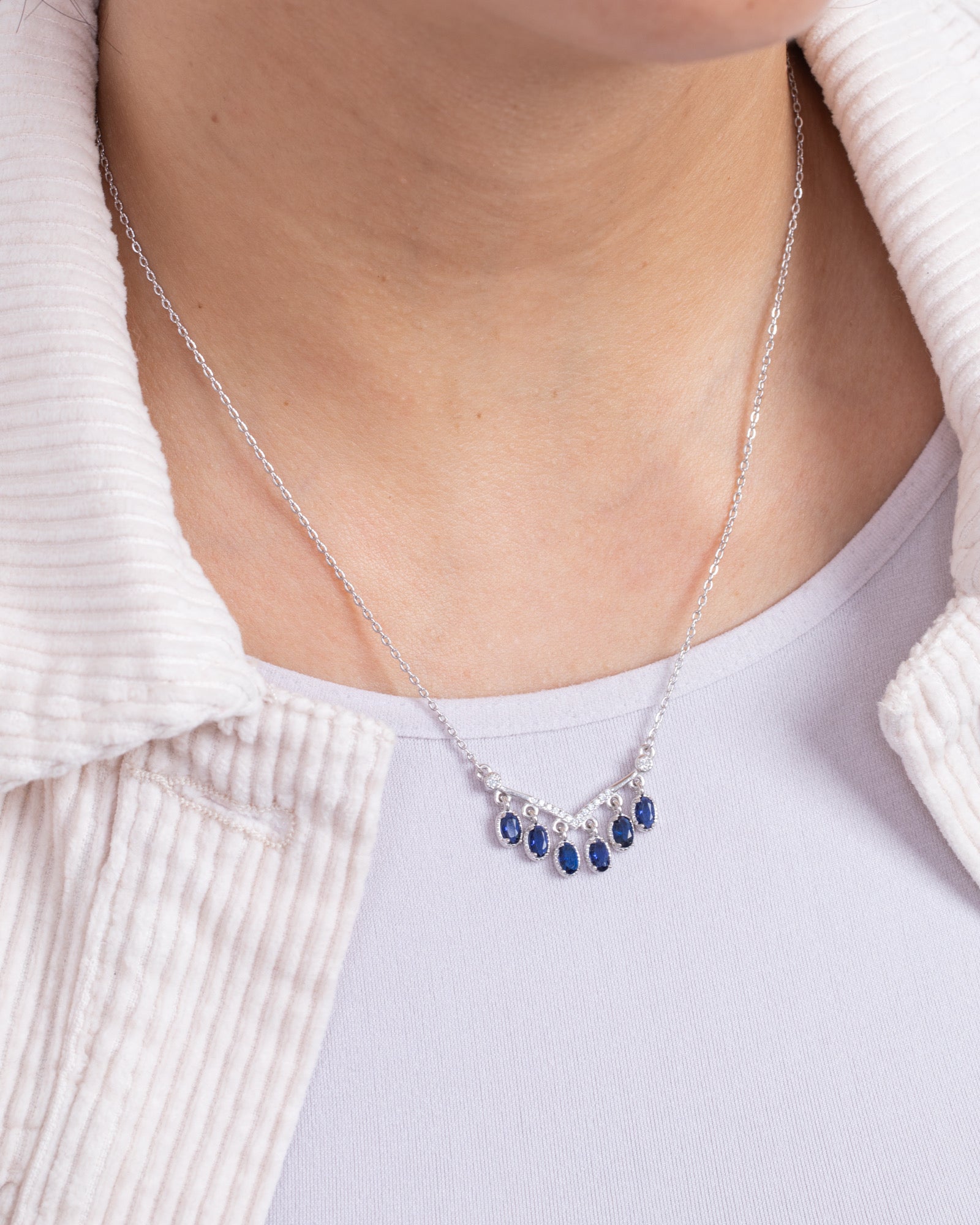 Zircon Ovals Navy Necklace