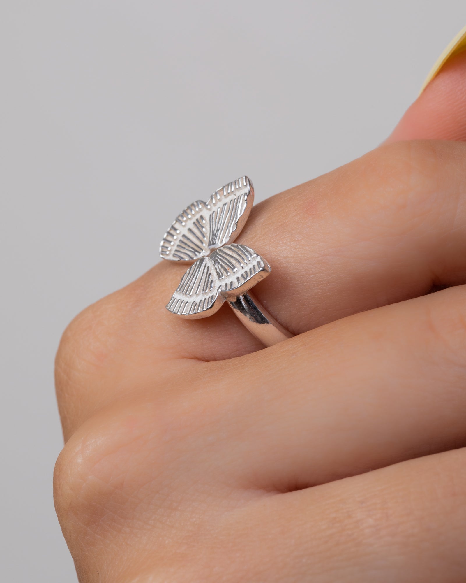 Butterfly (04) R
