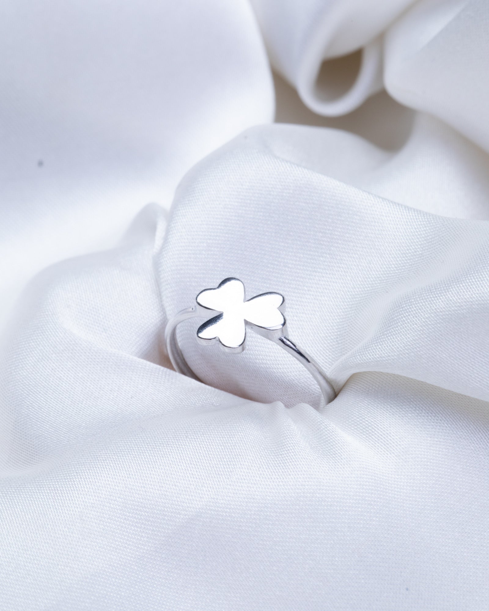 Plain Flower Ring