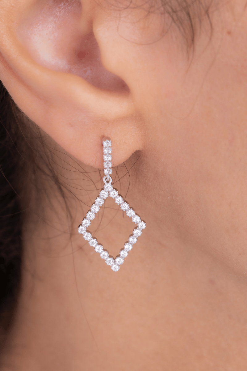 Zircon Oval (09) Earring