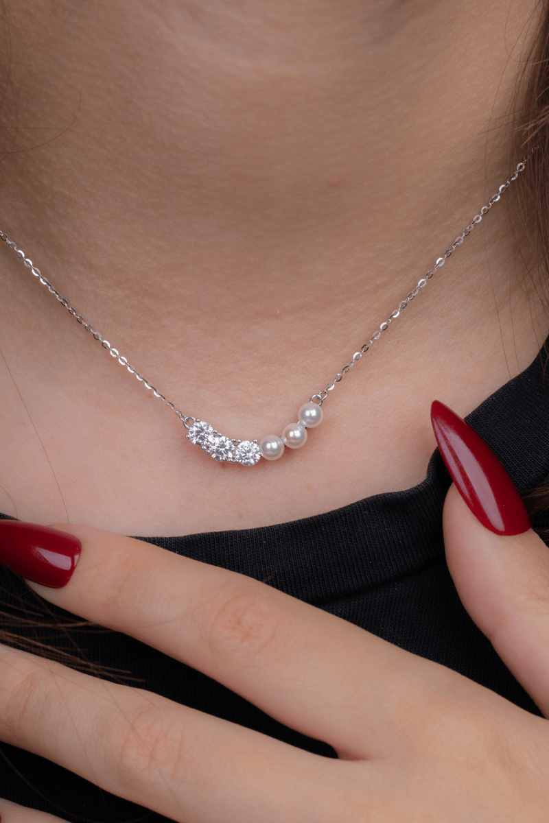 Zircon & Pearl (01) Necklace