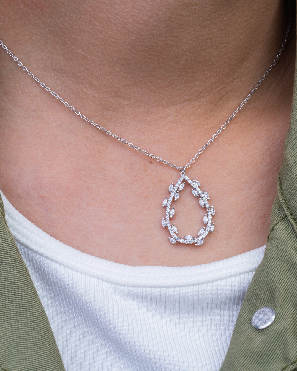 Zircon Oval (03) Necklace