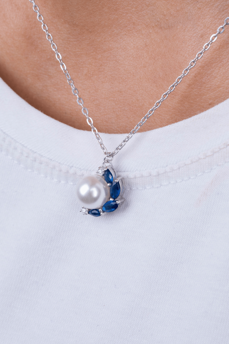 Zircon Oval Blue & Pearl Necklace