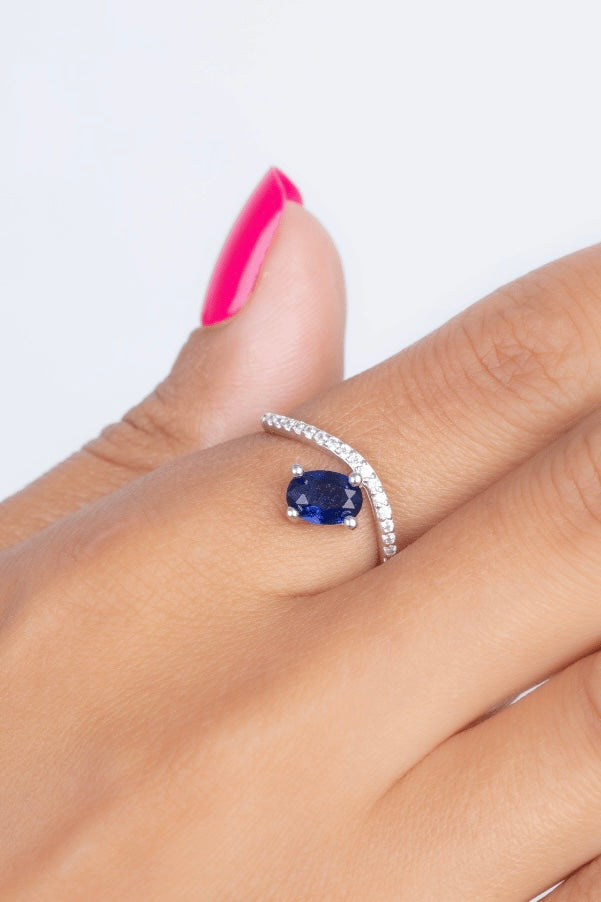 Zircon Blue (0182) Ring