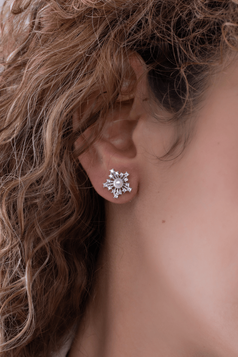 Zircon Flower & pearl Earring