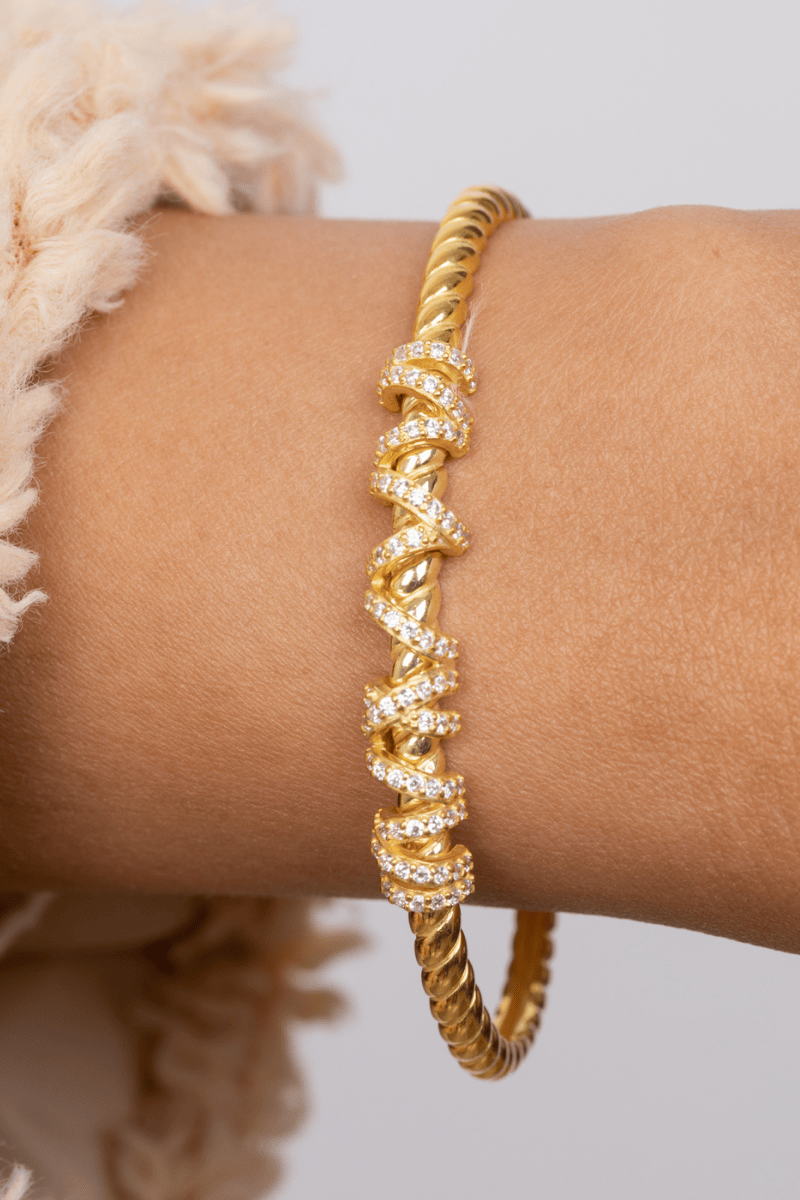 Zircon Wavy Gold Plated Bangle