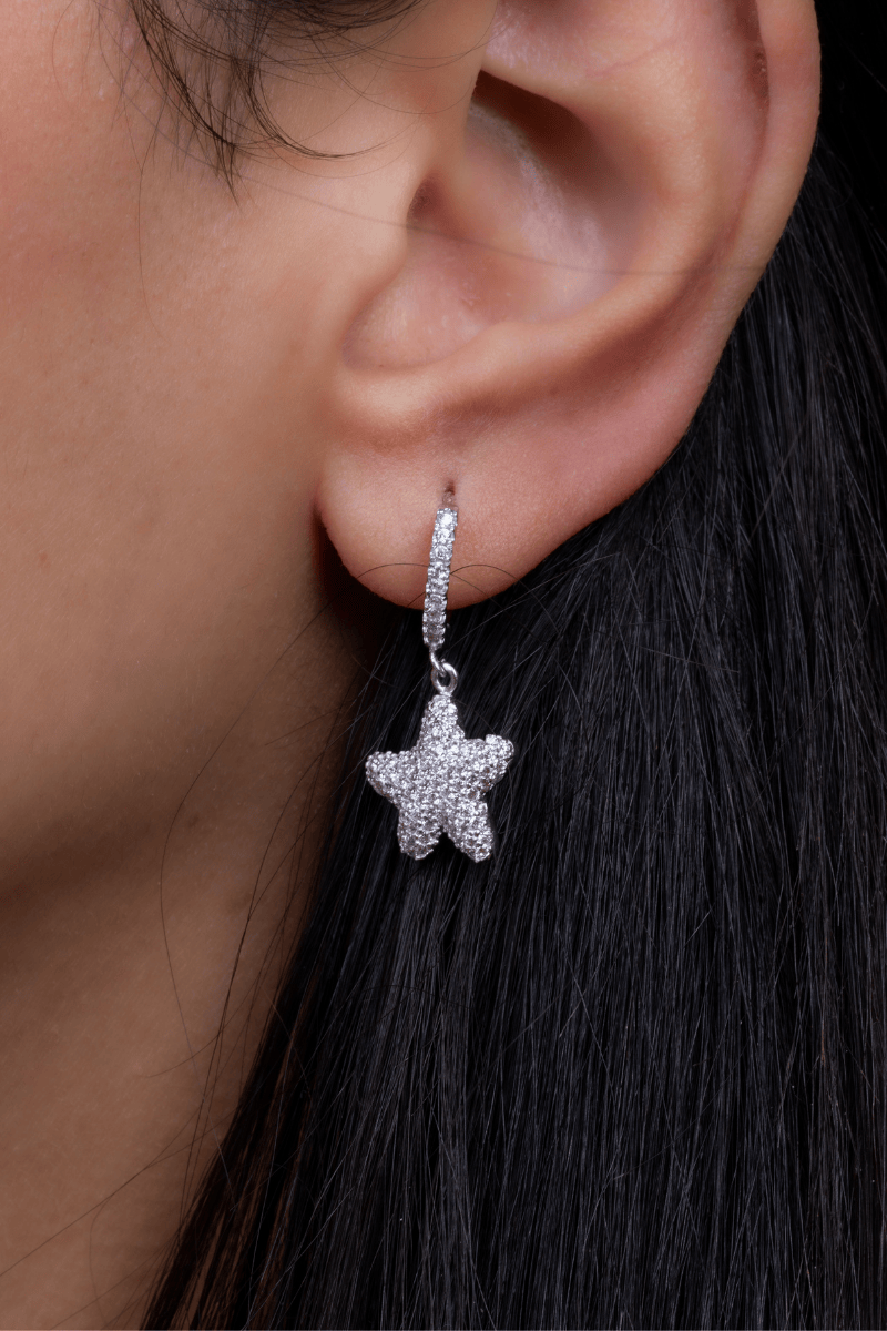 Zircon Starfish Hoop (01) Earring