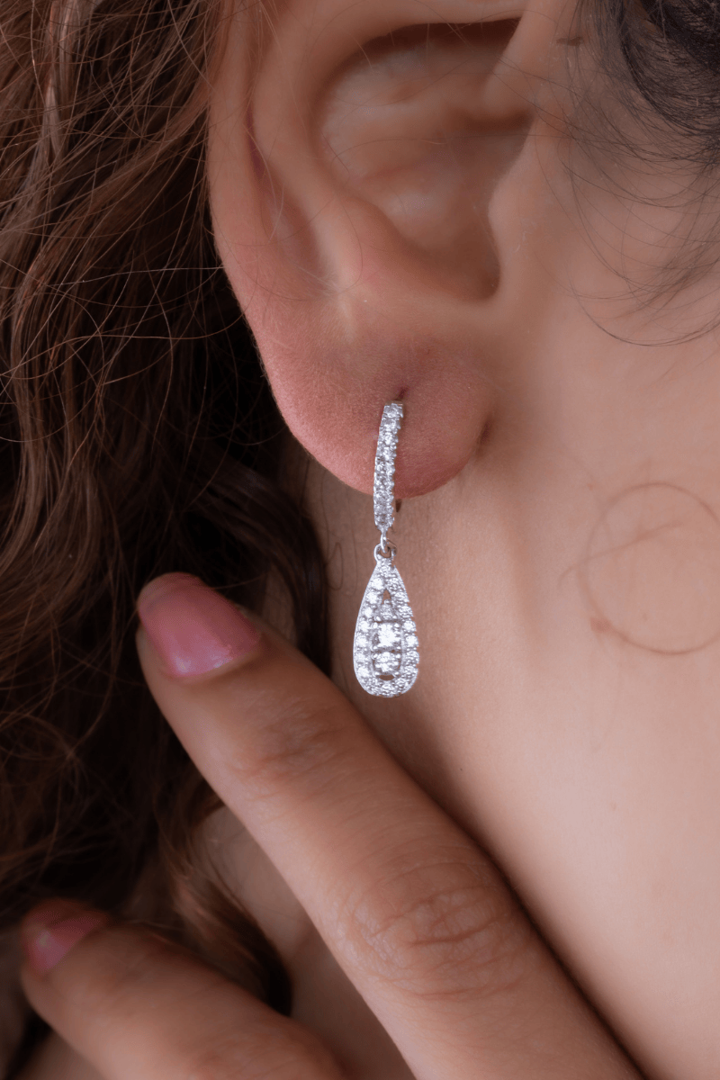 Zircon Oval Hoop (02) Earring