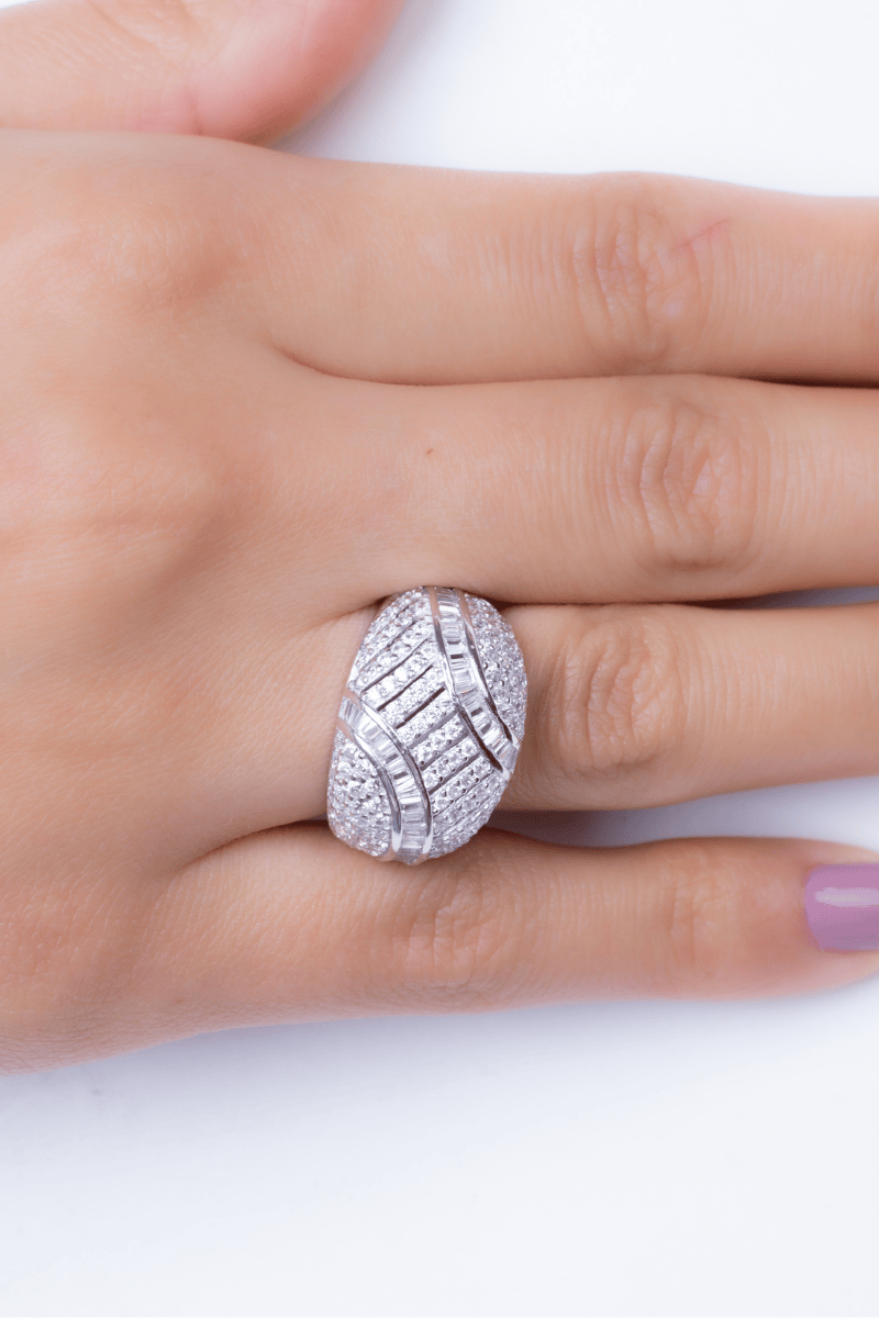 Zircon (0136) Ring