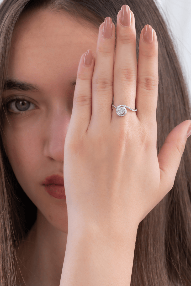 Zircon Flower (05) Ring