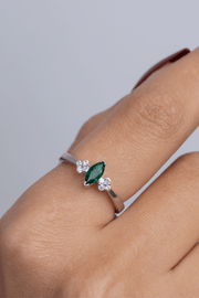 Zircon Oval Green (04) Ring