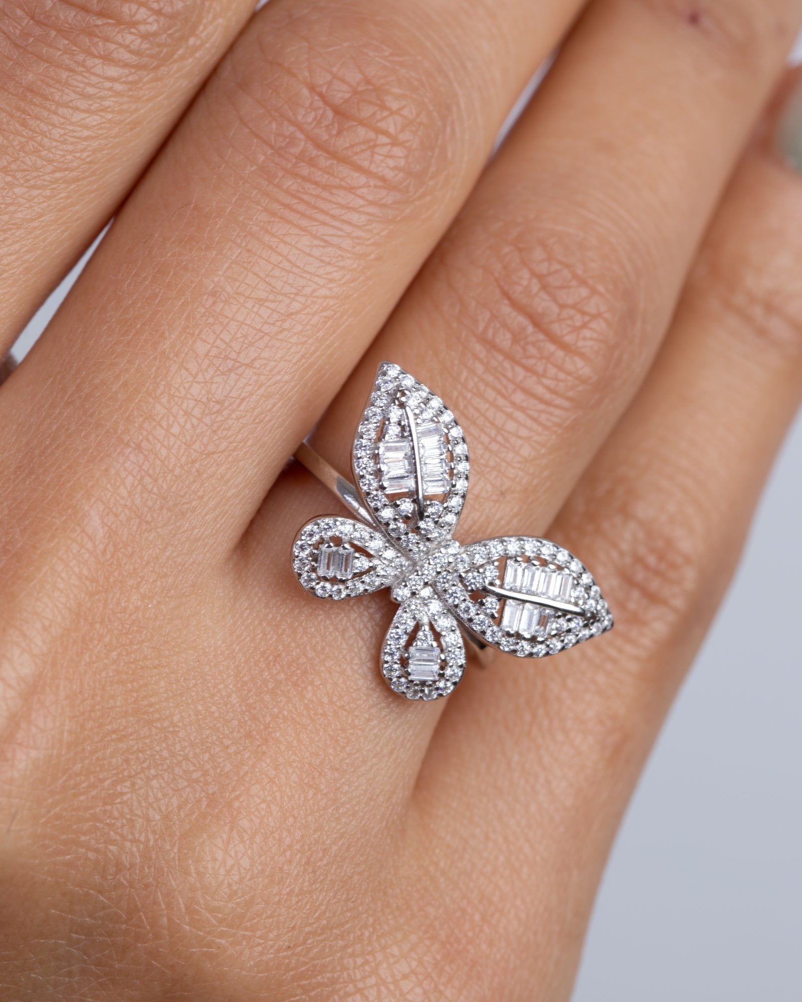 Zircon Butterfly (09) Ring